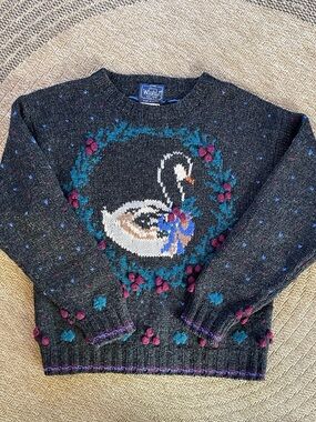Vintage 1980s/1990s vintage Woolrich knit sweater,  "Swan" or "Goose" sweater
